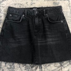 BDG URBAN OUTFITTERS BLACK DENIM MINI JEAN SKIRT S